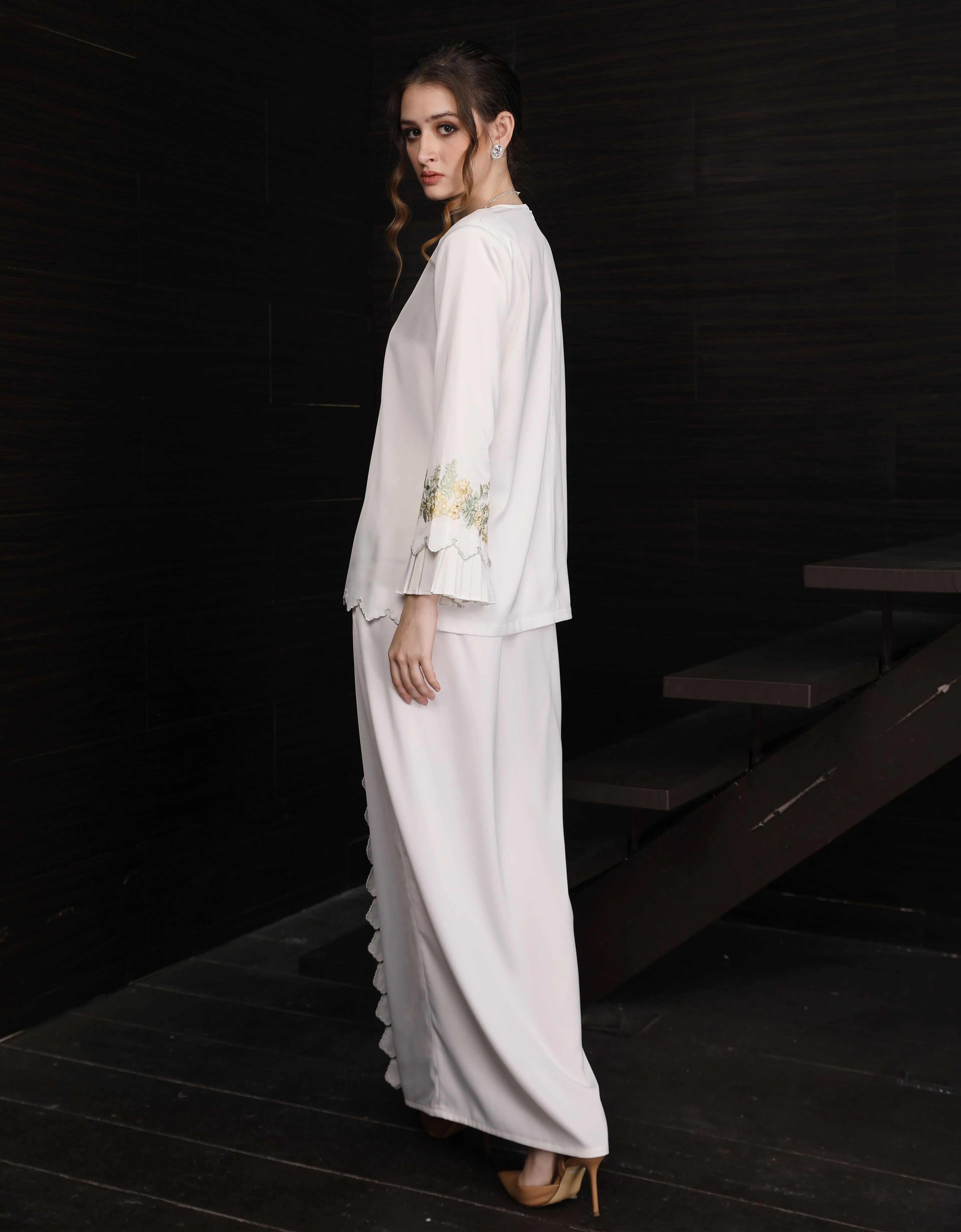 BAJU KURUNG KEDAH ZALEY (OFF WHITE)