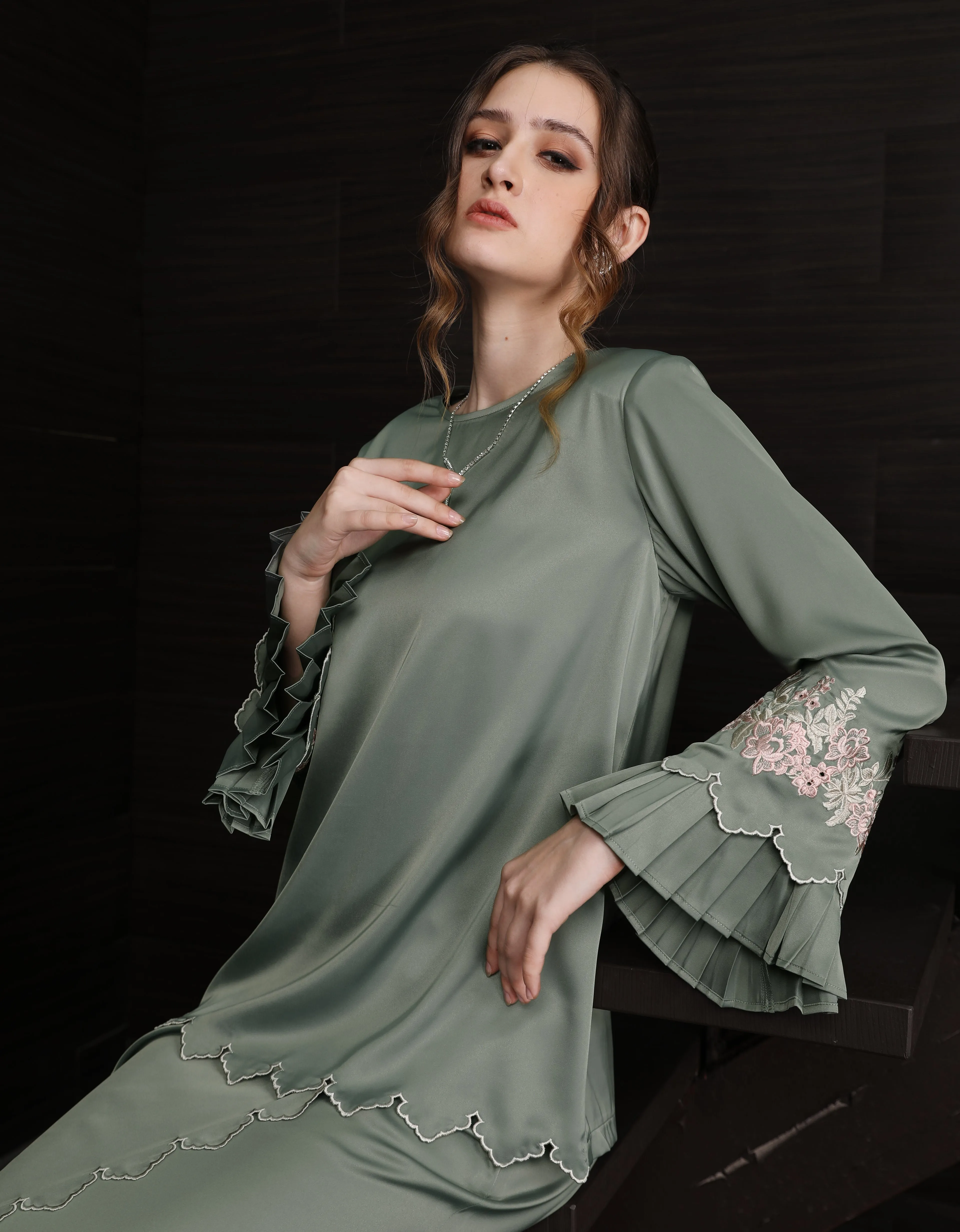 BAJU KURUNG KEDAH ZALEY (PICKLE GREEN)