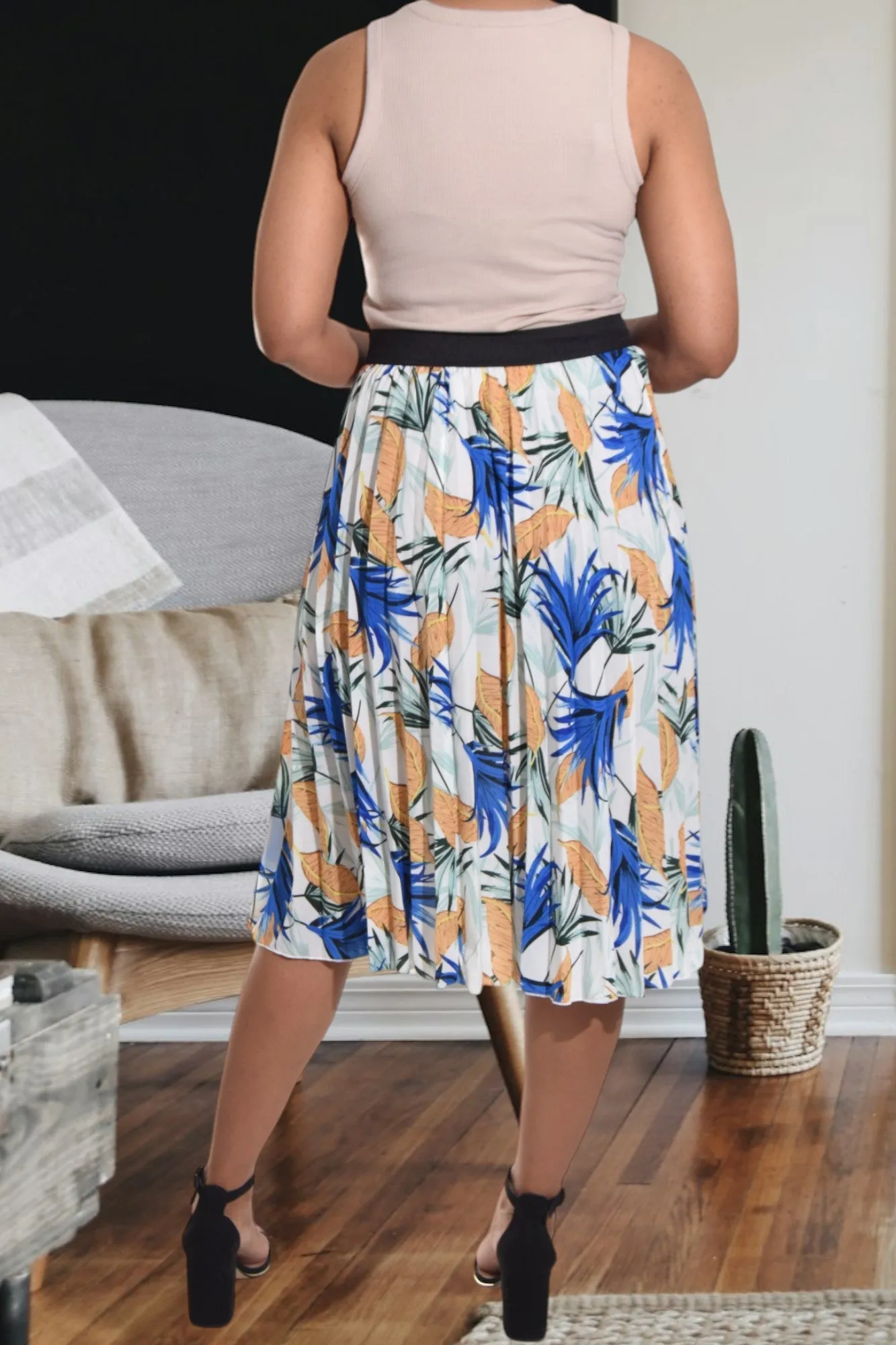 Blue Floral Pleated Skirt