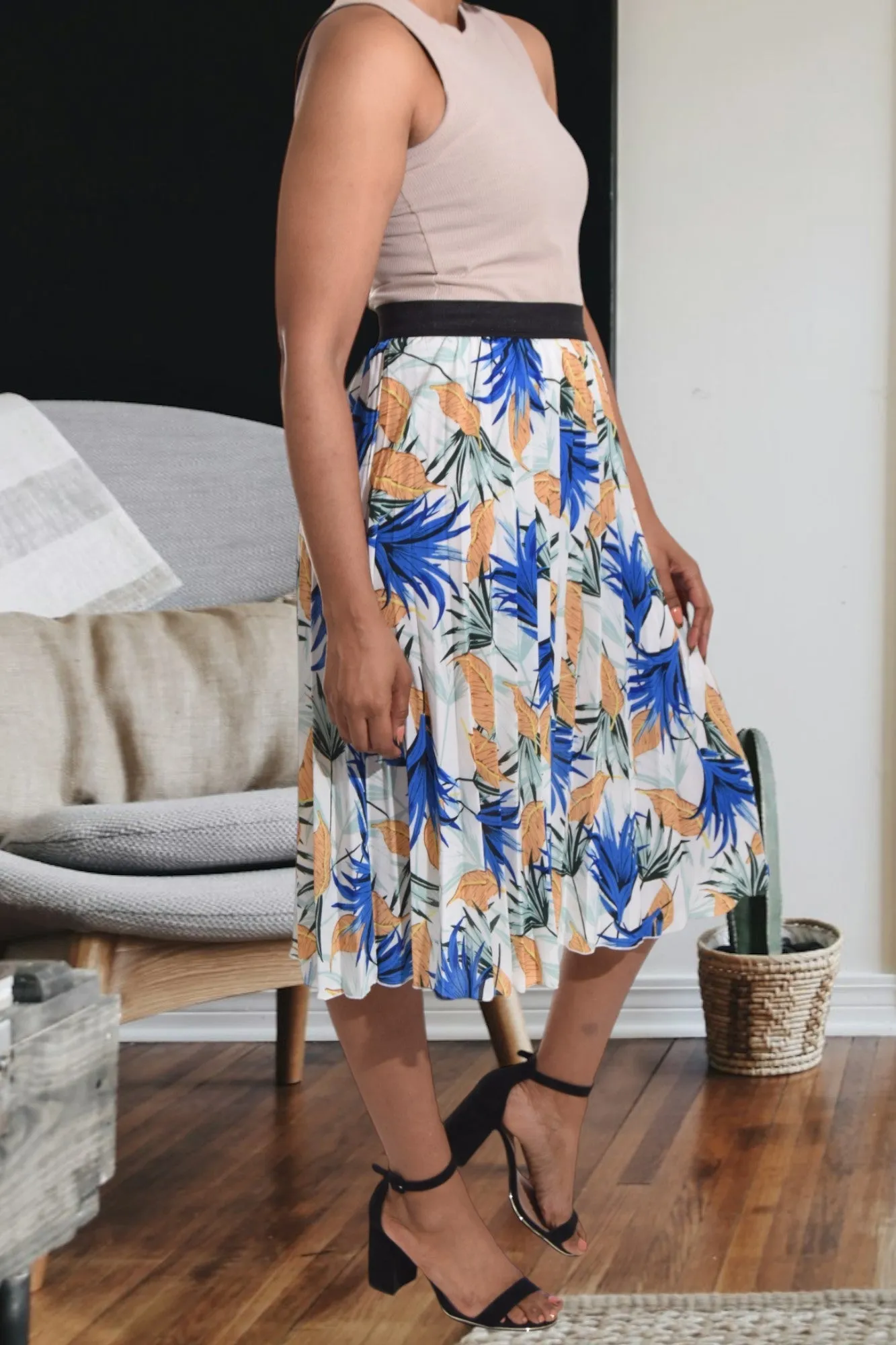 Blue Floral Pleated Skirt