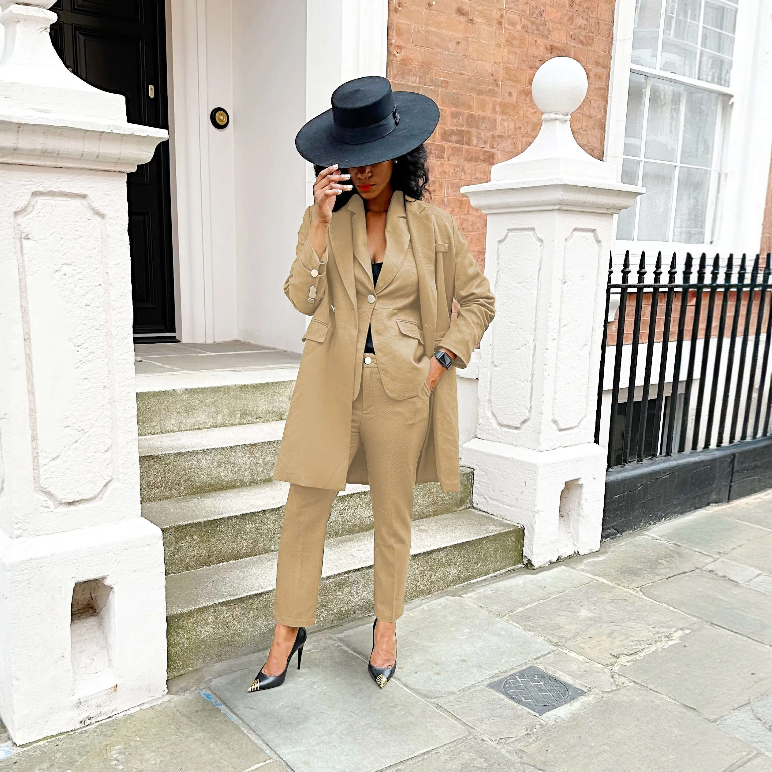 Deal Closer Straight Leg Pants - Camel Brown