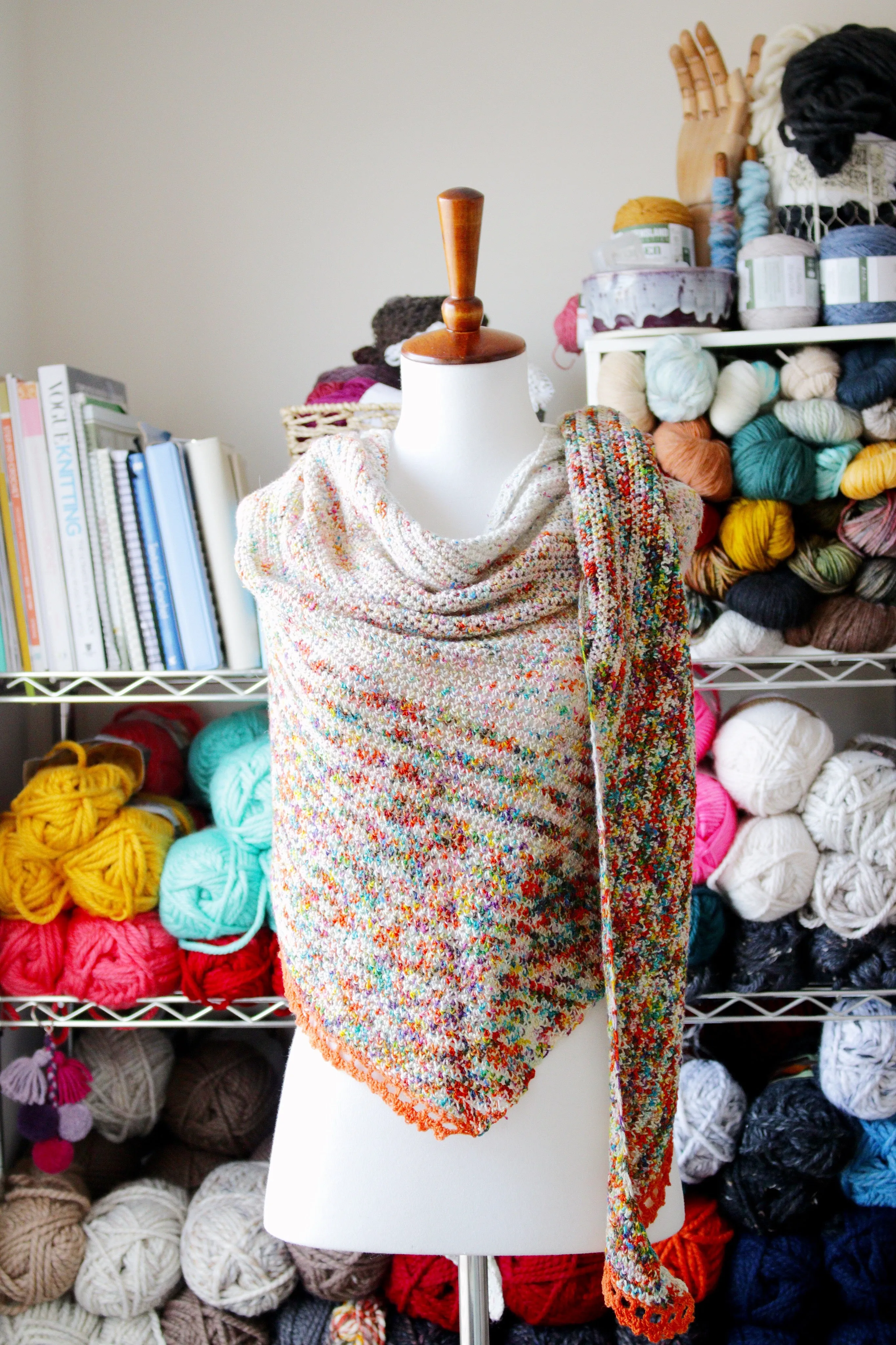 Flatiron Shawl // Crochet PDF Pattern
