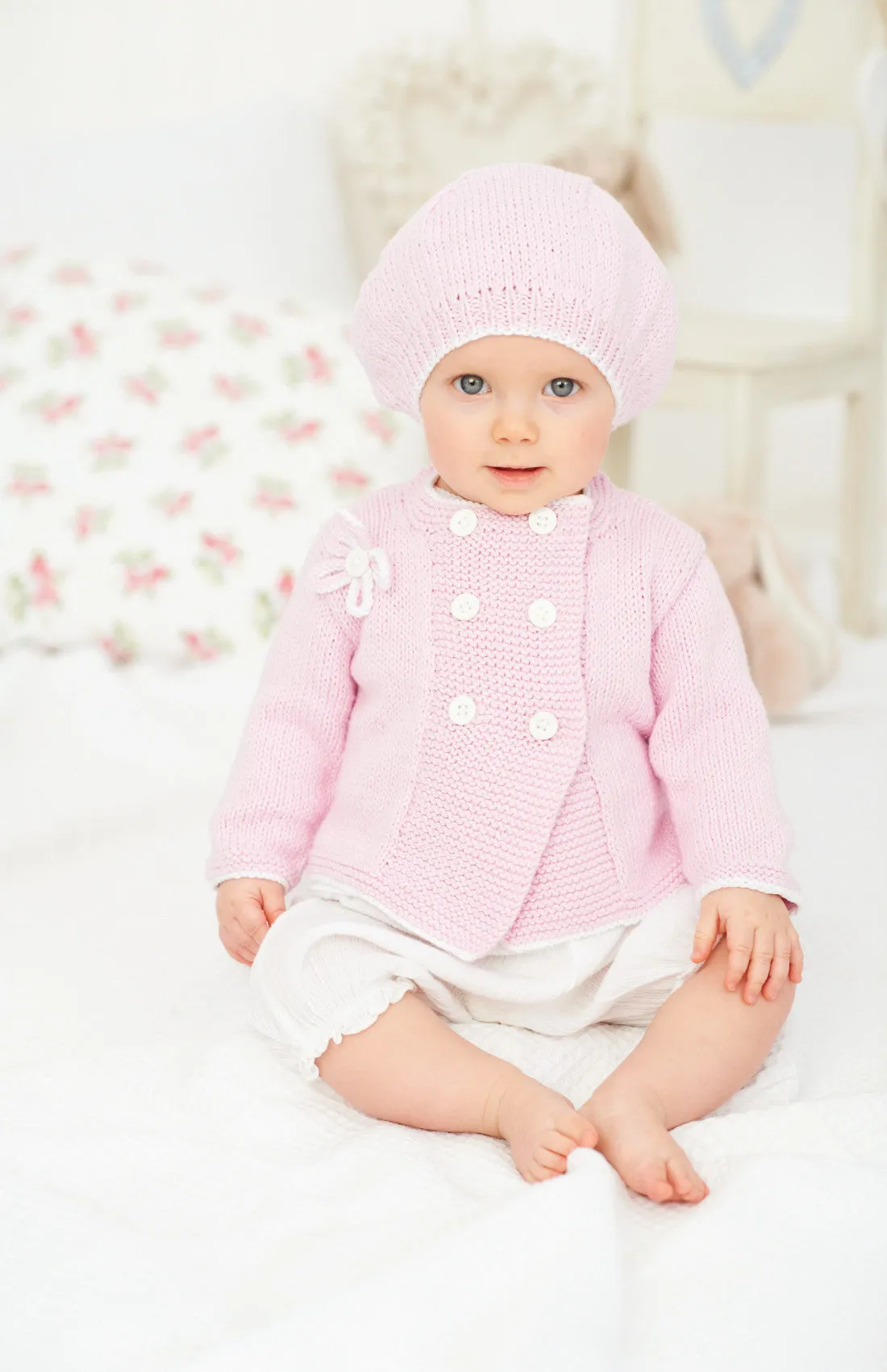 King Cole Baby Book 4 Knitting Book - Babies & Children to 7 Years