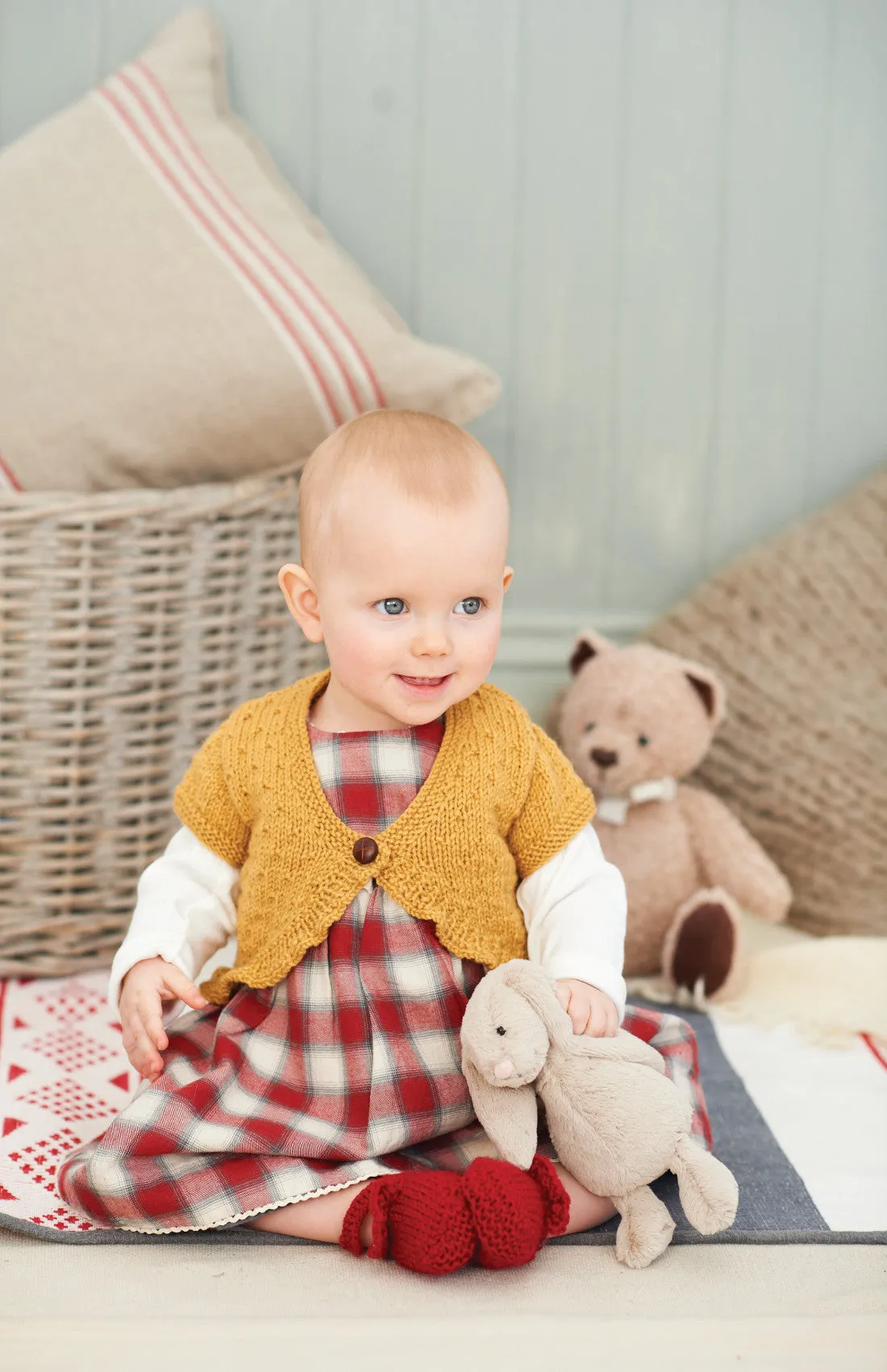 King Cole Baby Book 4 Knitting Book - Babies & Children to 7 Years