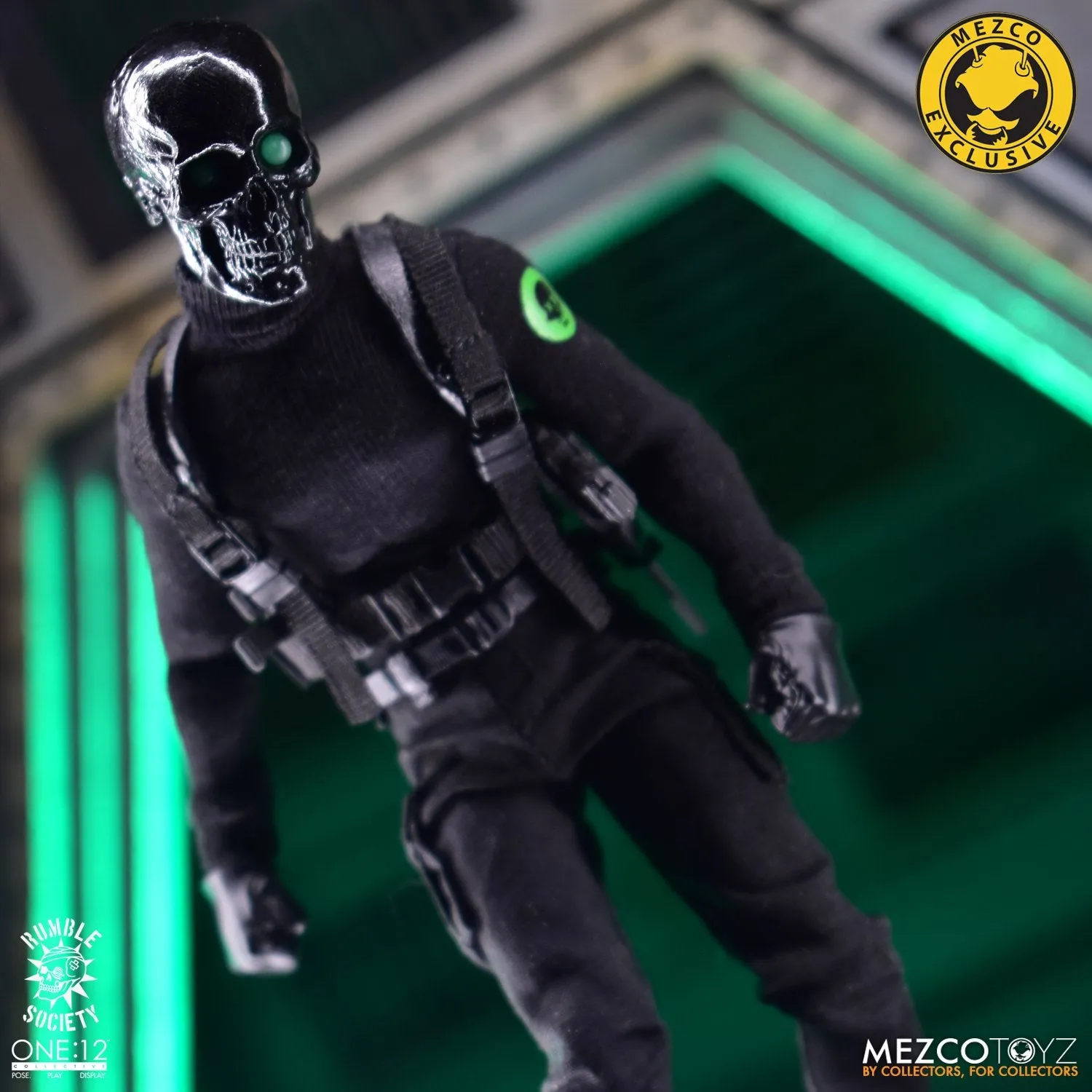 Mezco Toyz ONE:12 Black Skulls Death Brigade Action Figure Exclusive