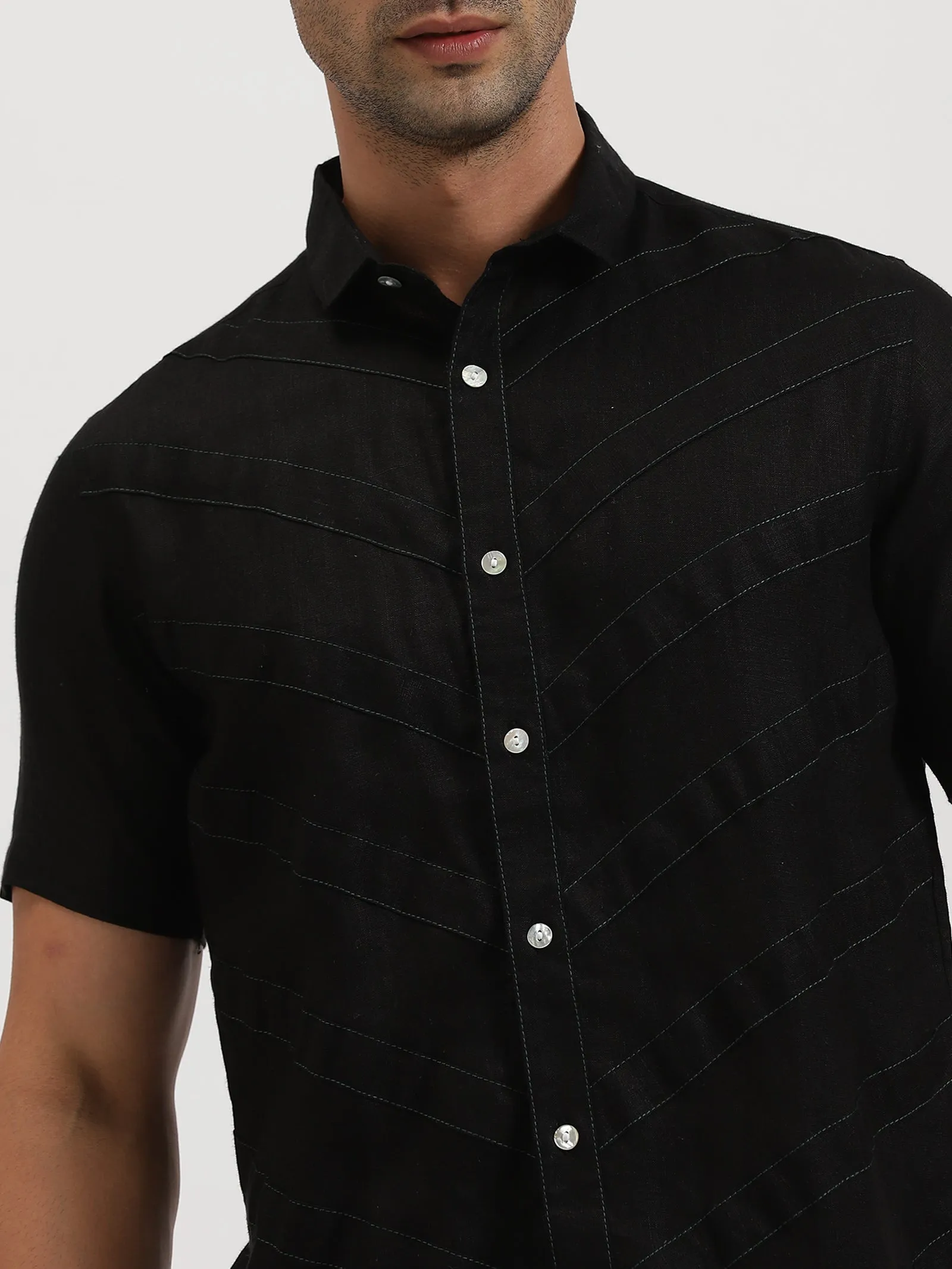 Pierre - Pure Linen Stitch Detailed Half Sleeve Shirt - Black